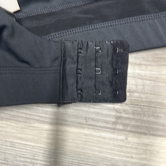 Lole black sports bra size small - Picture 8 of 8